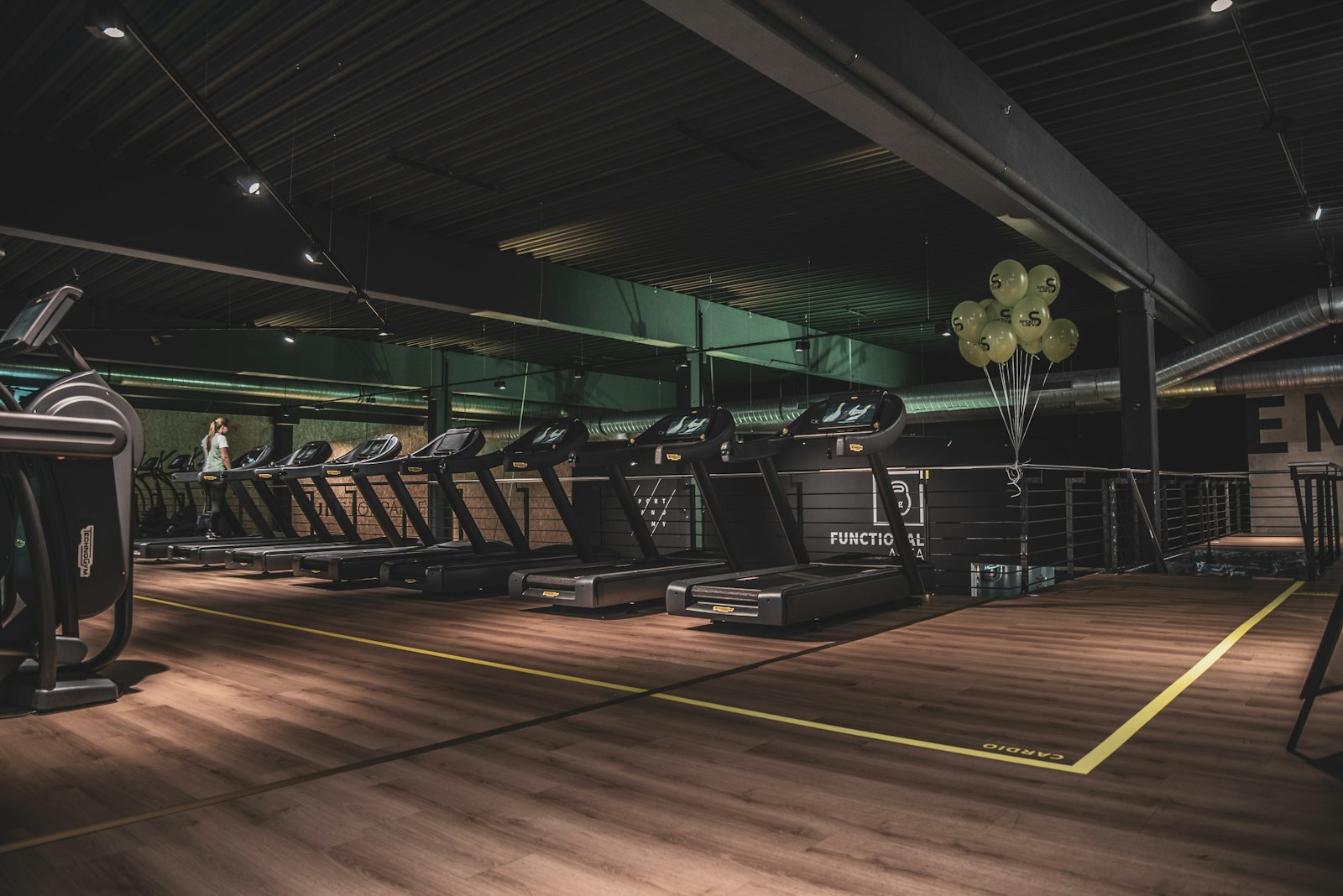Cumhuriyet Tolga Sport Center şube görünümü